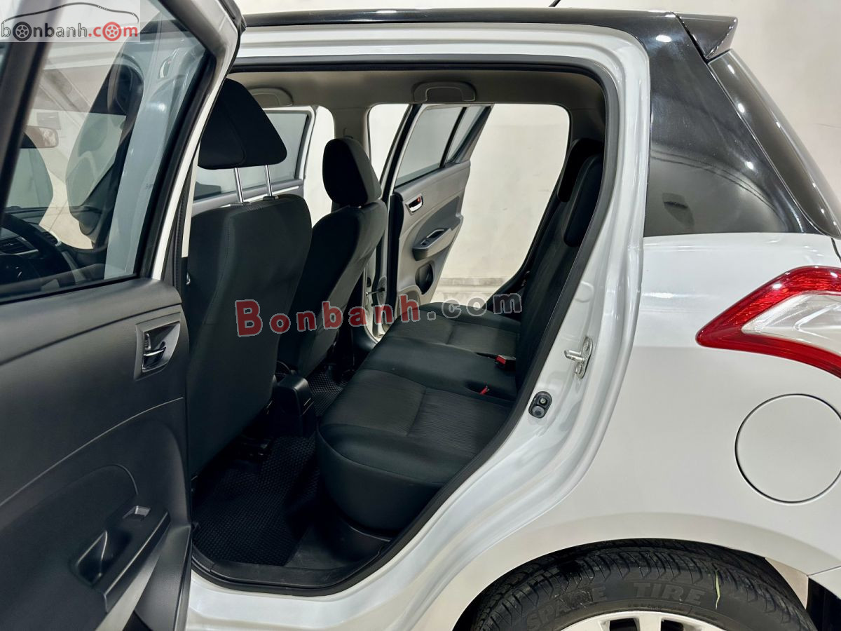 Bán ô tô Suzuki Swift 1.4 AT - 2015 - xe cũ
