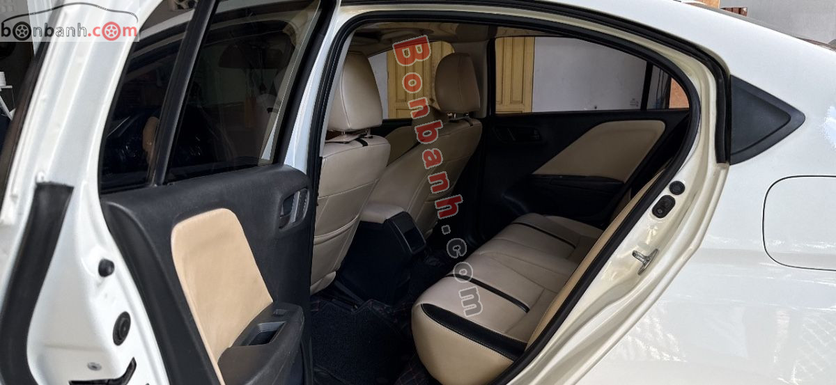 Bán ô tô Honda City 1.5 MT - 2015 - xe cũ
