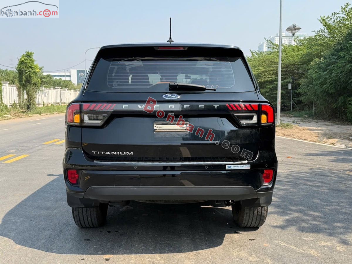 Bán ô tô Ford Everest Titanium Plus 2.0L 4x4 AT - 2022 - xe cũ
