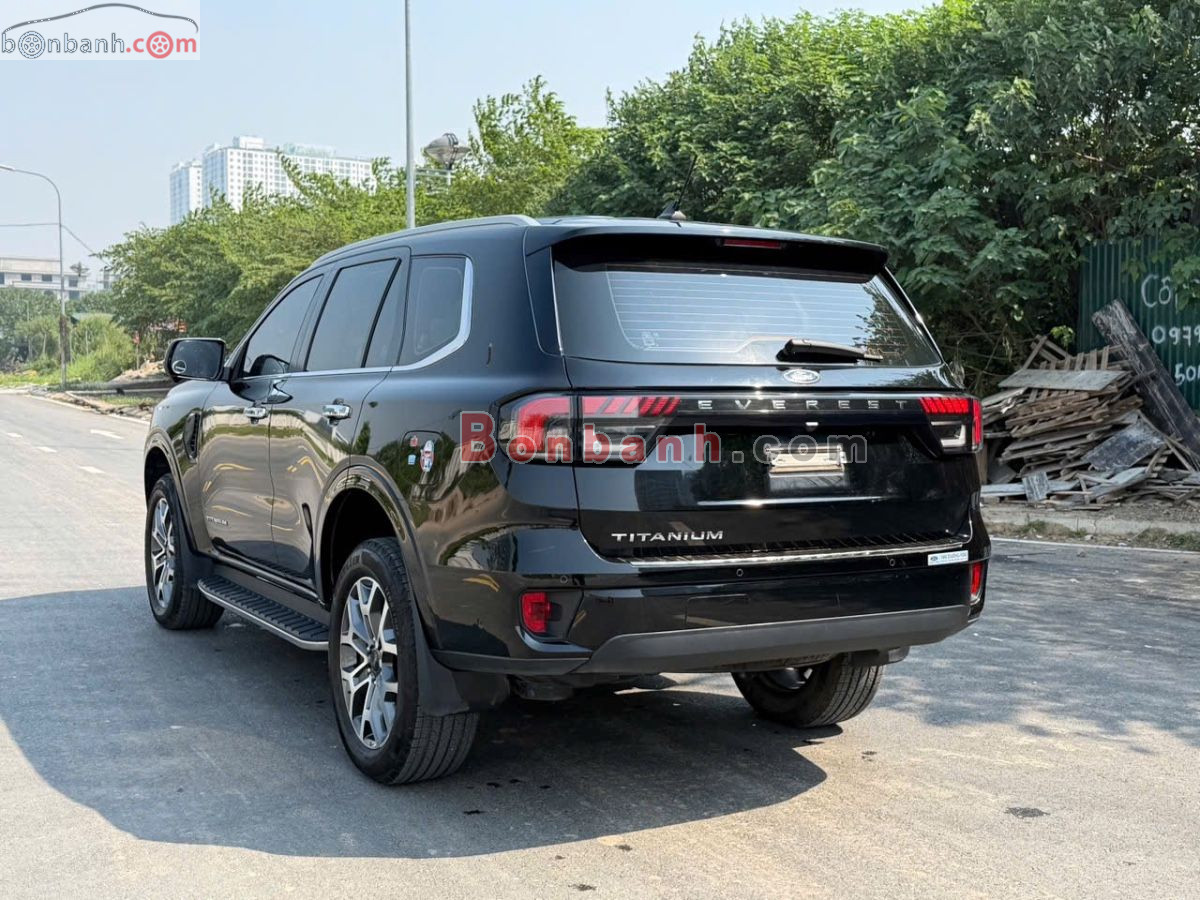 Bán ô tô Ford Everest Titanium Plus 2.0L 4x4 AT - 2022 - xe cũ