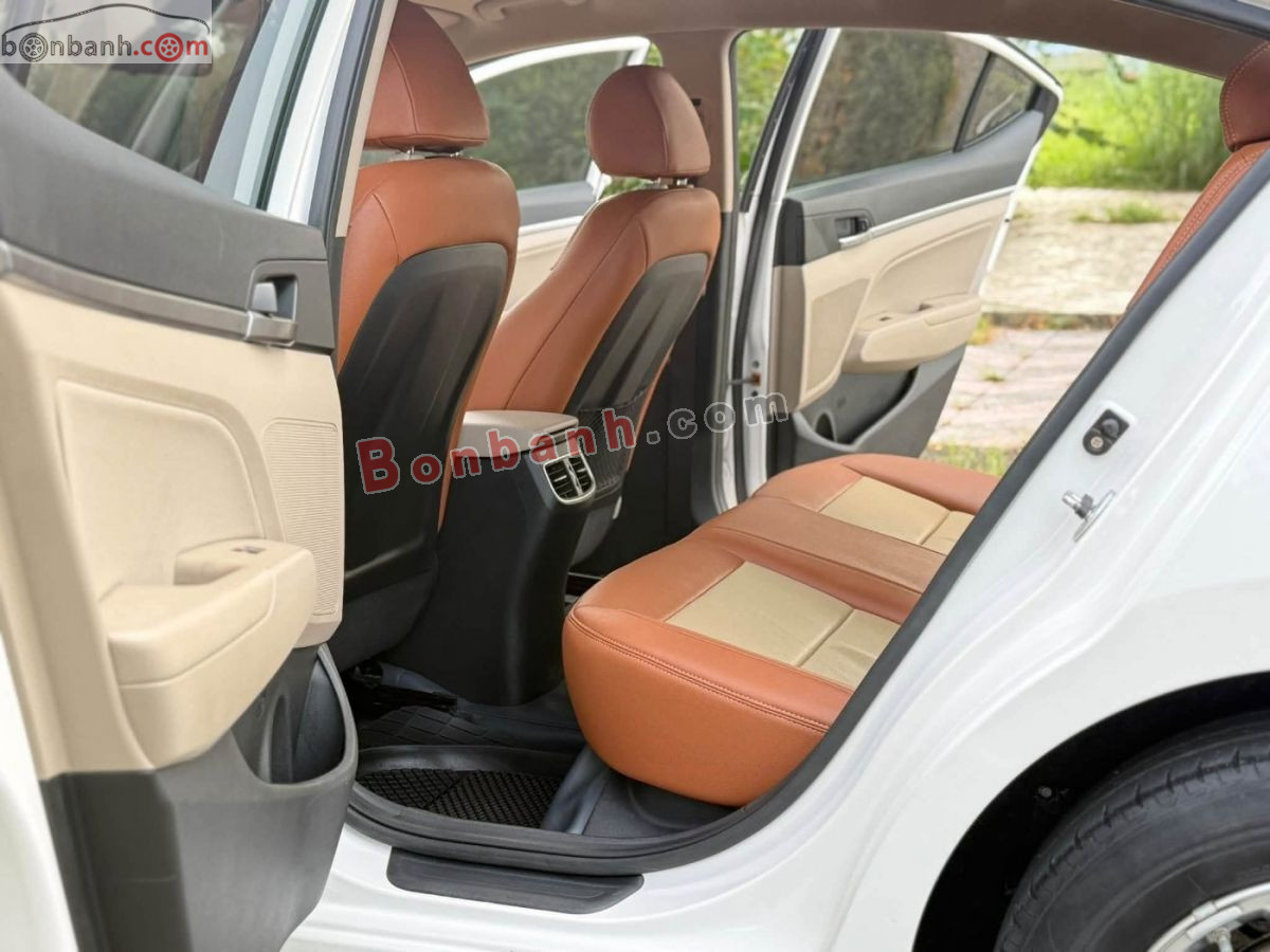 Bán ô tô Hyundai Elantra 1.6 MT - 2021 - xe cũ
