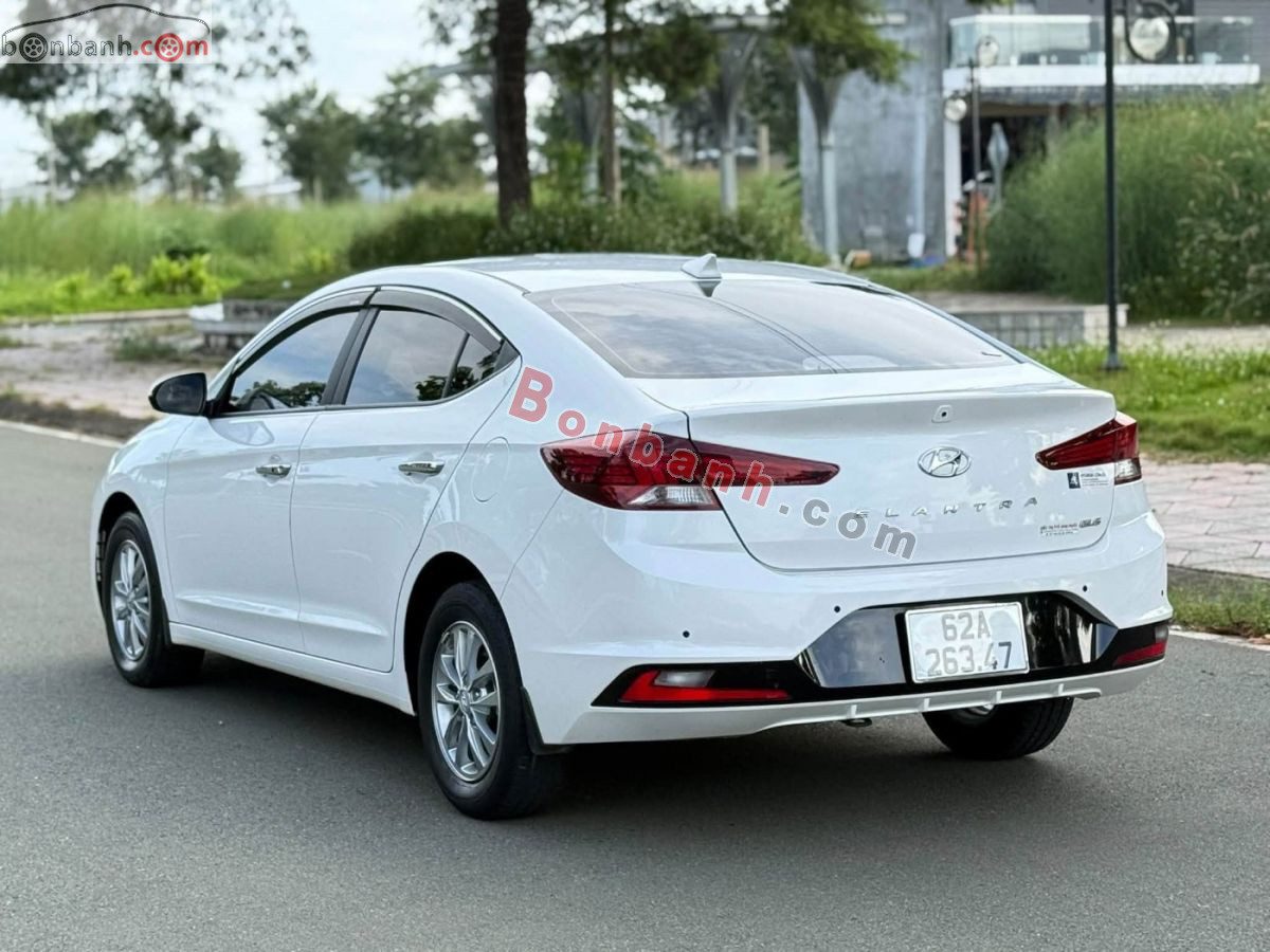 Bán ô tô Hyundai Elantra 1.6 MT - 2021 - xe cũ