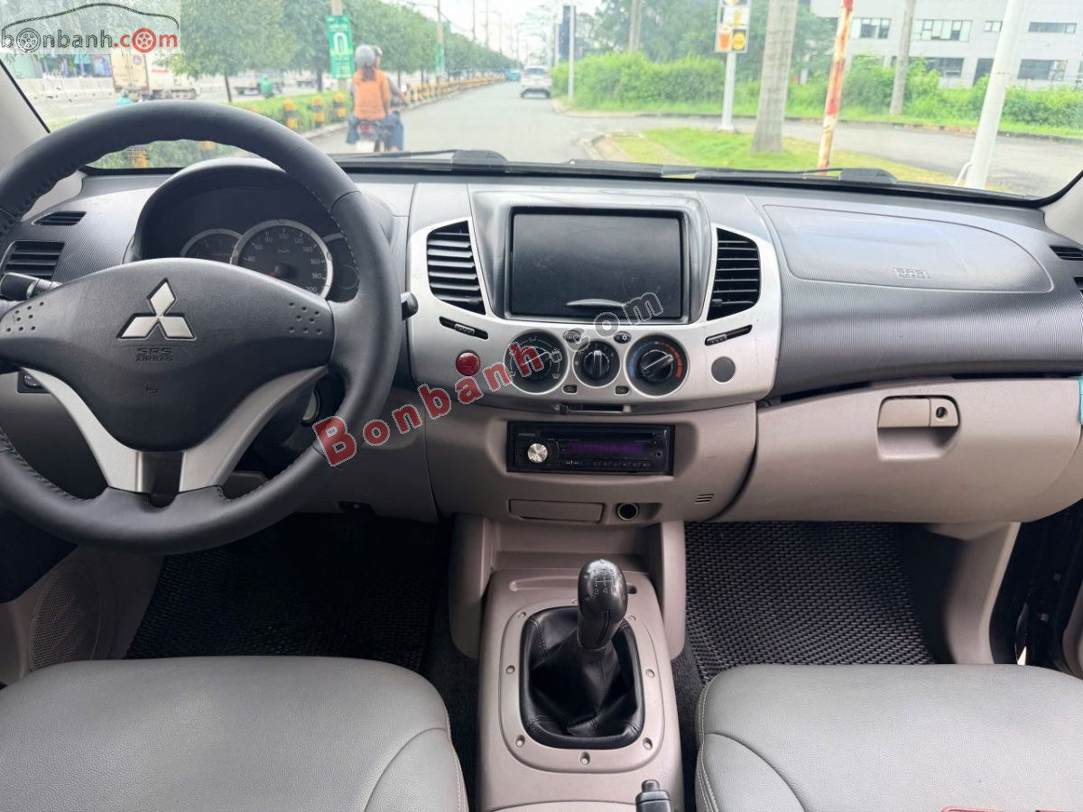 Bán ô tô Mitsubishi Triton GLX 4x2 MT - 2014 - xe cũ