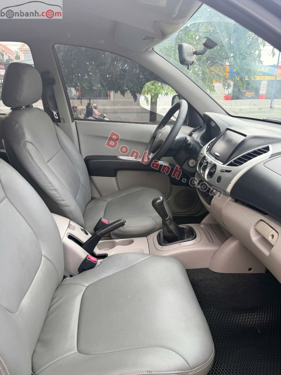 Bán ô tô Mitsubishi Triton GLX 4x2 MT - 2014 - xe cũ