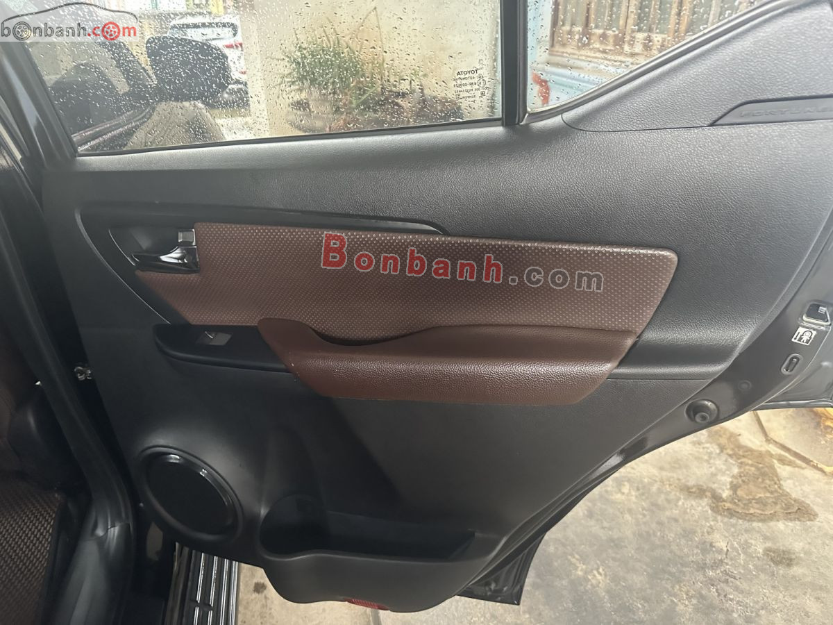Bán ô tô Toyota Fortuner 2.4G 4x2 MT - 2021 - xe cũ