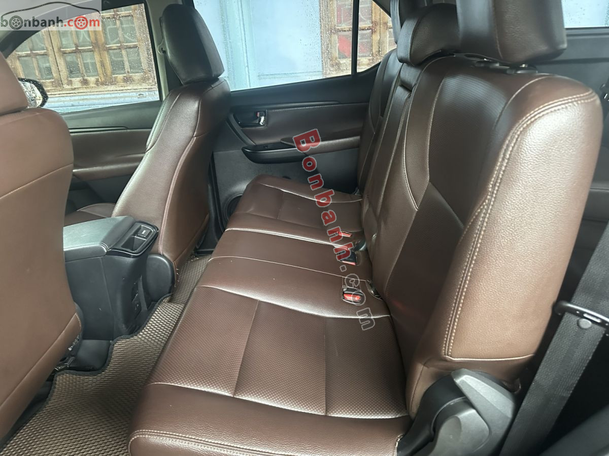 Bán ô tô Toyota Fortuner 2.4G 4x2 MT - 2021 - xe cũ