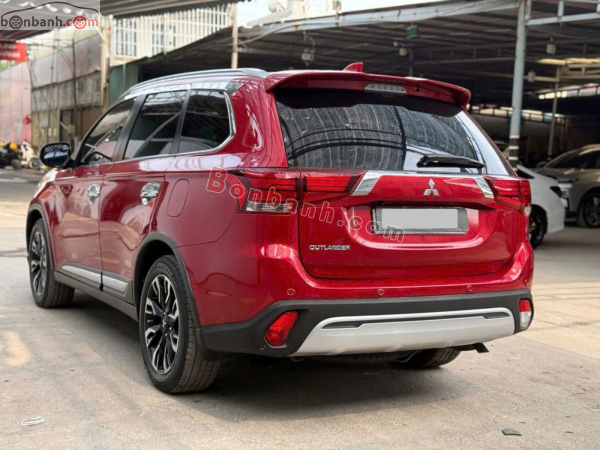 Bán ô tô Mitsubishi Outlander Premium 2.0 CVT - 2021 - xe cũ