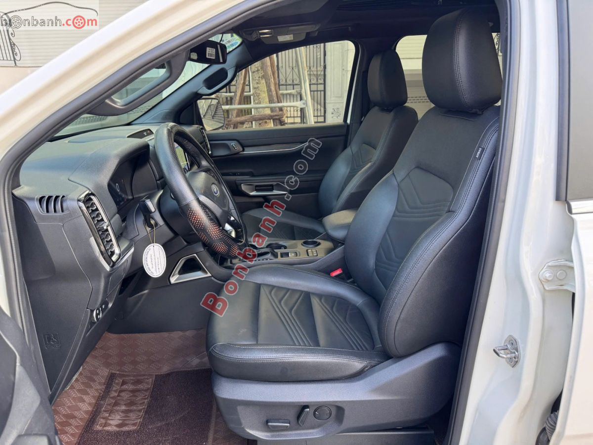 Bán ô tô Ford Everest Titanium 2.0L 4x2 AT - 2024 - xe cũ