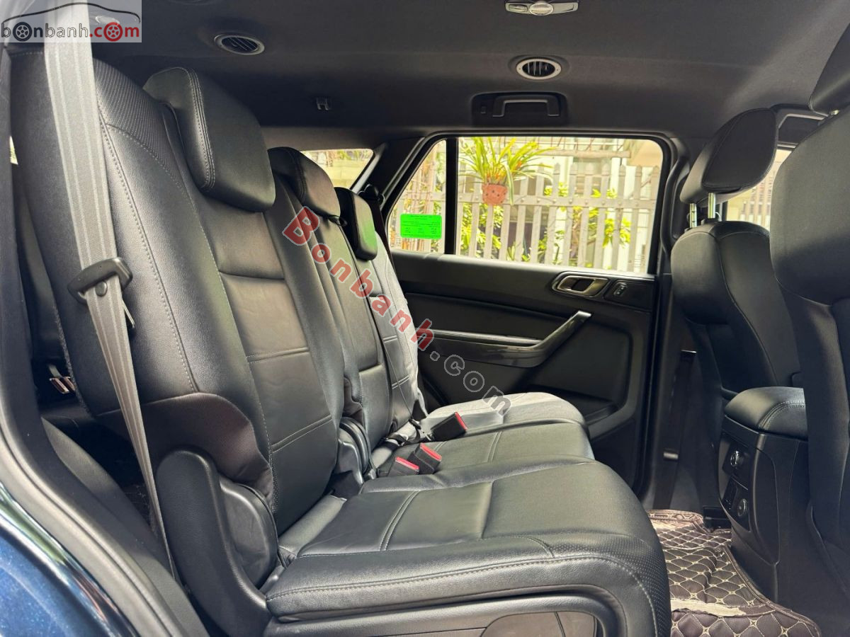 Bán ô tô Ford Everest Titanium 2.0L 4x2 AT - 2021 - xe cũ