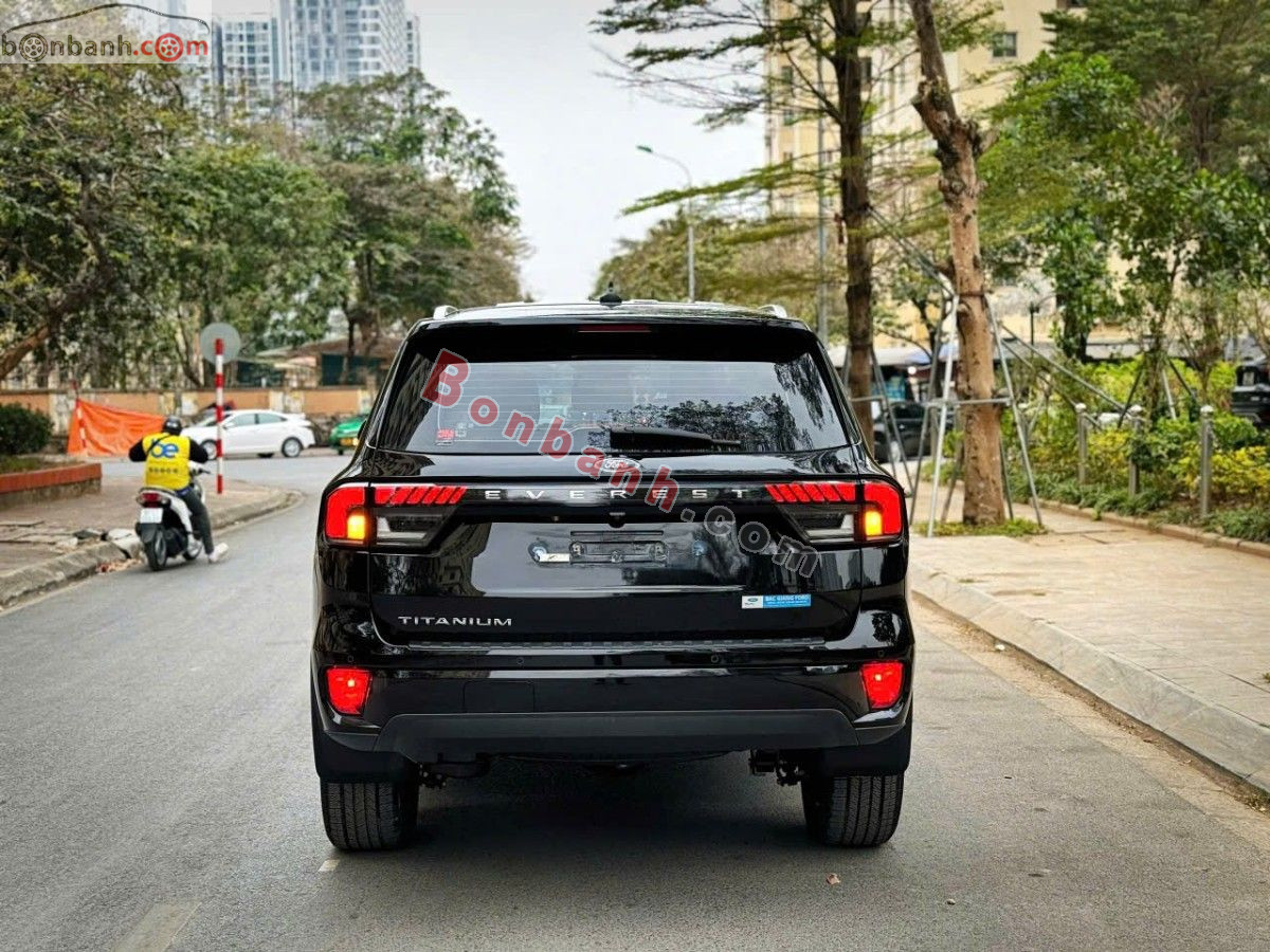 Bán ô tô Ford Everest Titanium 2.0L 4x2 AT - 2022 - xe cũ