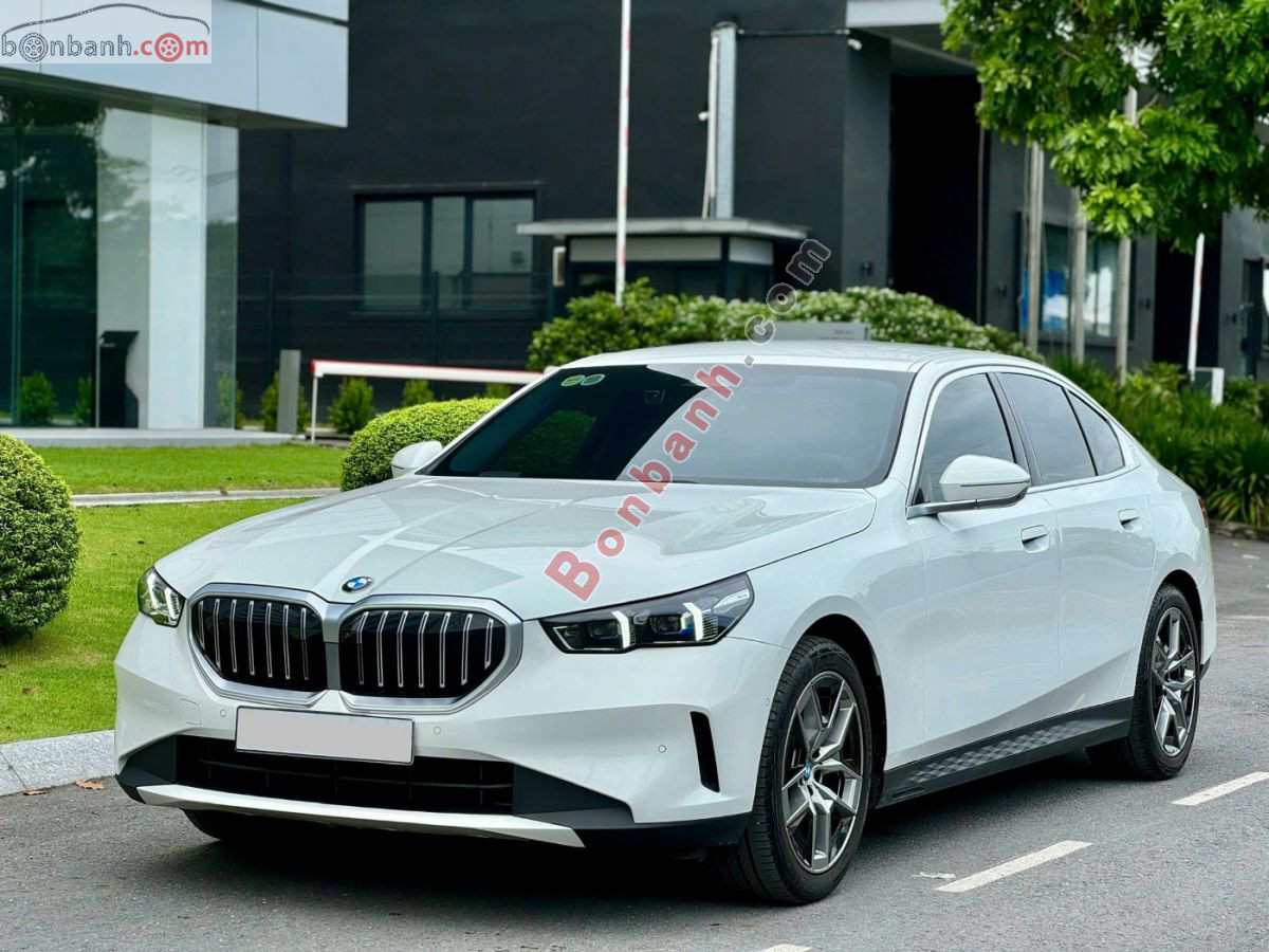 Bán ô tô BMW 5 Series 520i Premium - 2025 - xe cũ