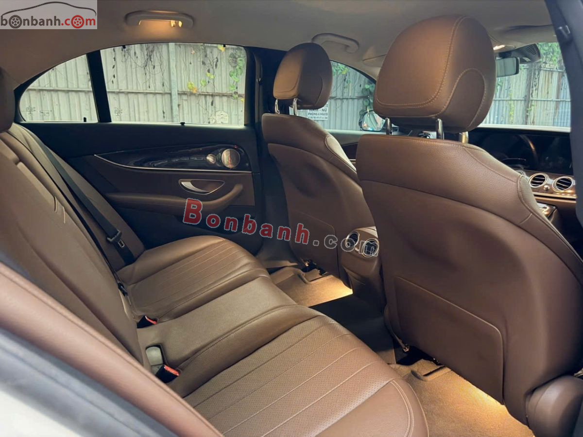 Bán ô tô Mercedes Benz E class E180 - 2022 - xe cũ