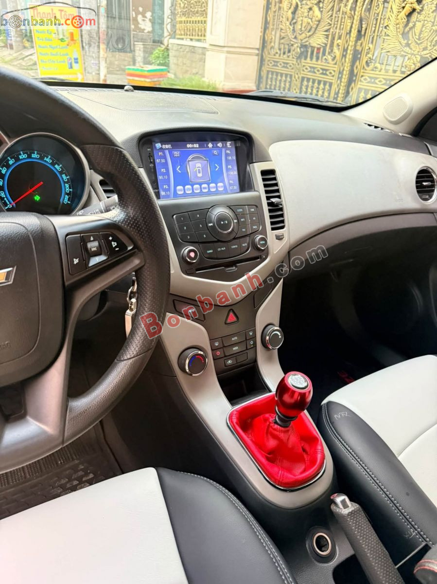 Bán ô tô Chevrolet Cruze LT 1.6 MT - 2015 - xe cũ