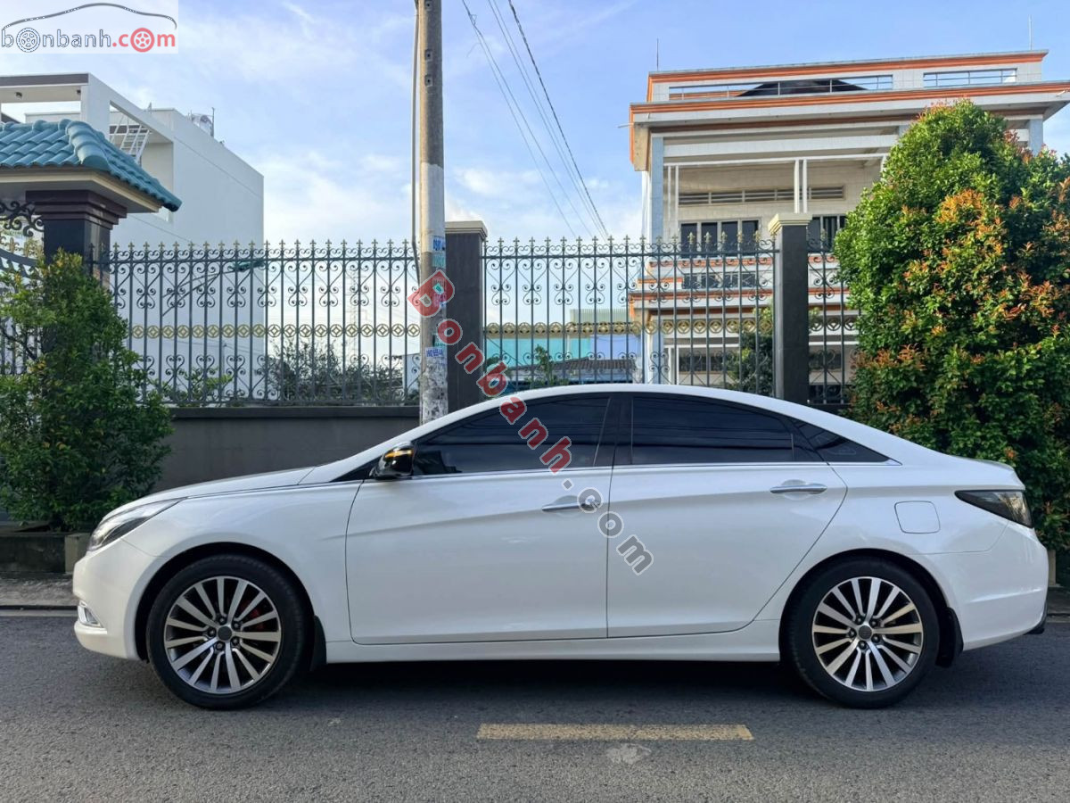 Bán ô tô Hyundai Sonata 2.0 AT - 2013 - xe cũ