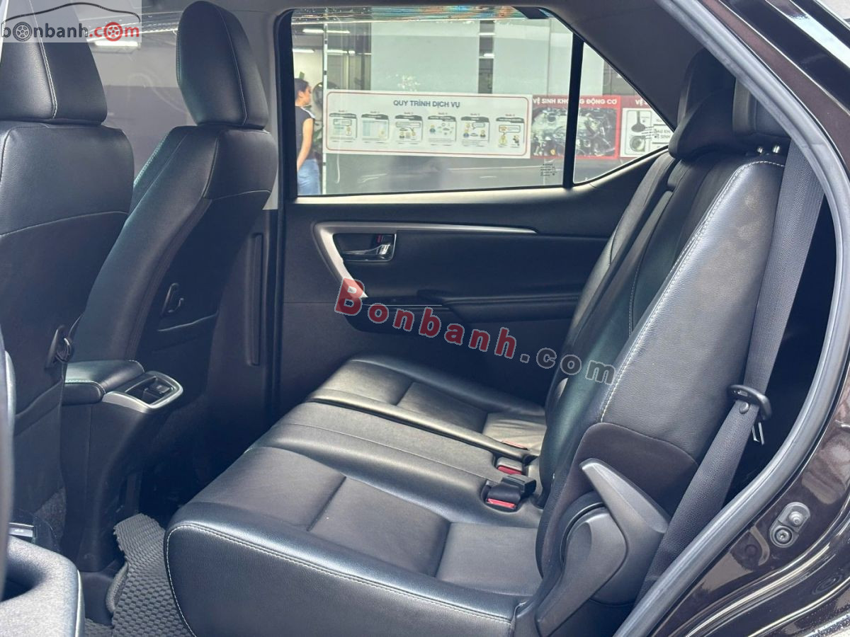 Bán ô tô Toyota Fortuner 2.4G 4x2 AT - 2021 - xe cũ