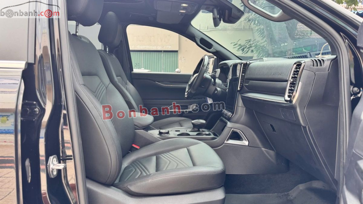 Bán ô tô Ford Everest Titanium Plus 2.0L 4x4 AT - 2025 - xe cũ