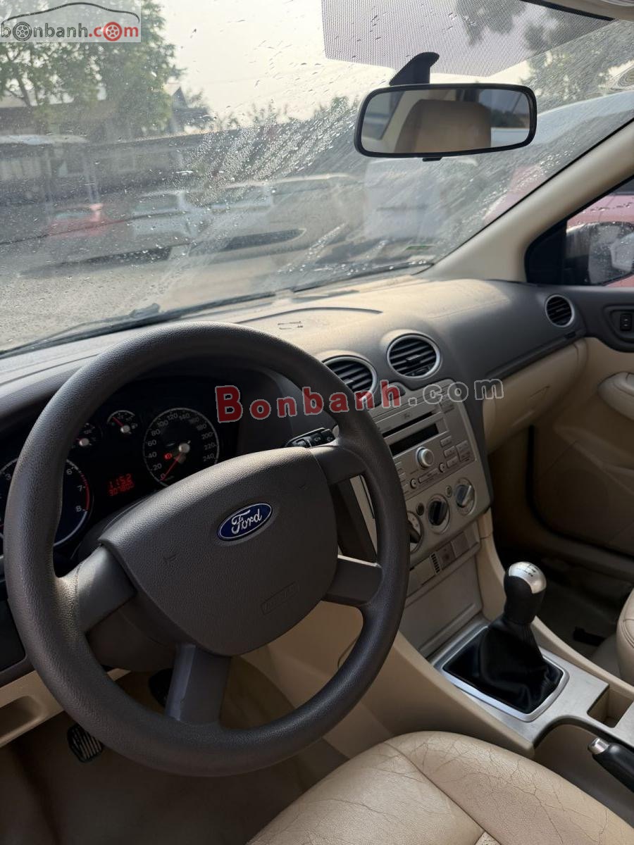 Bán ô tô Ford Focus 1.8 MT - 2010 - xe cũ