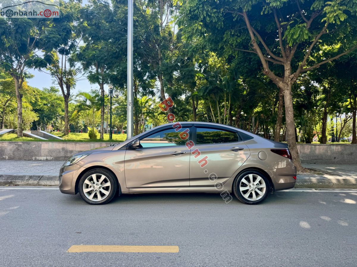 Bán ô tô Hyundai Accent 1.4 AT - 2011 - xe cũ