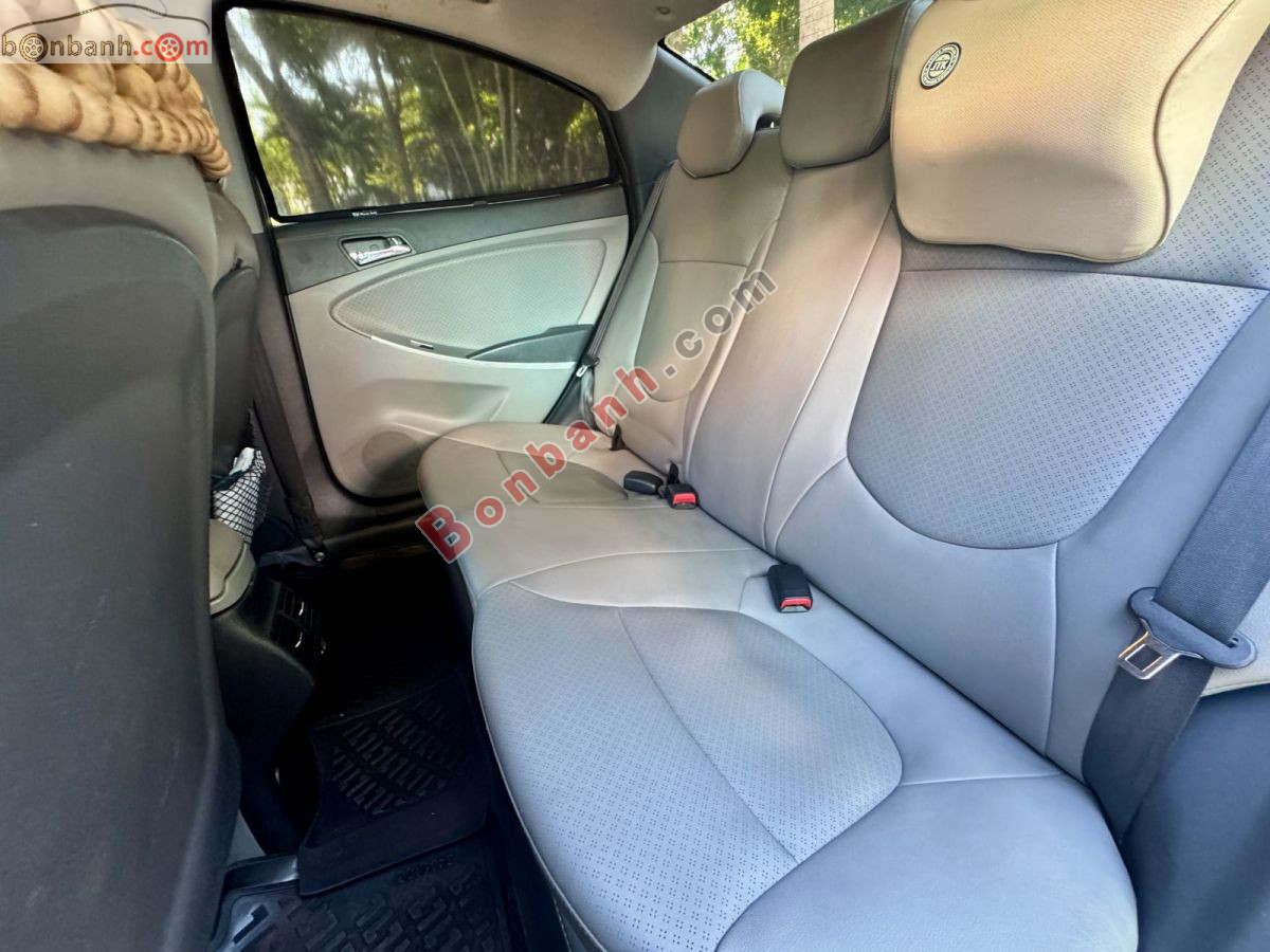 Bán ô tô Hyundai Accent 1.4 AT - 2011 - xe cũ