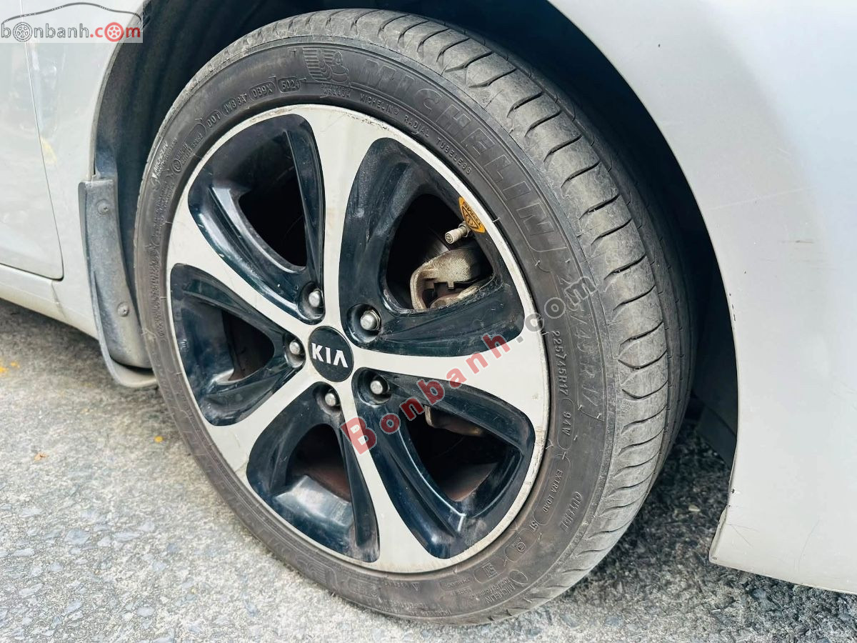 Bán ô tô Kia Rondo GAT - 2016 - xe cũ