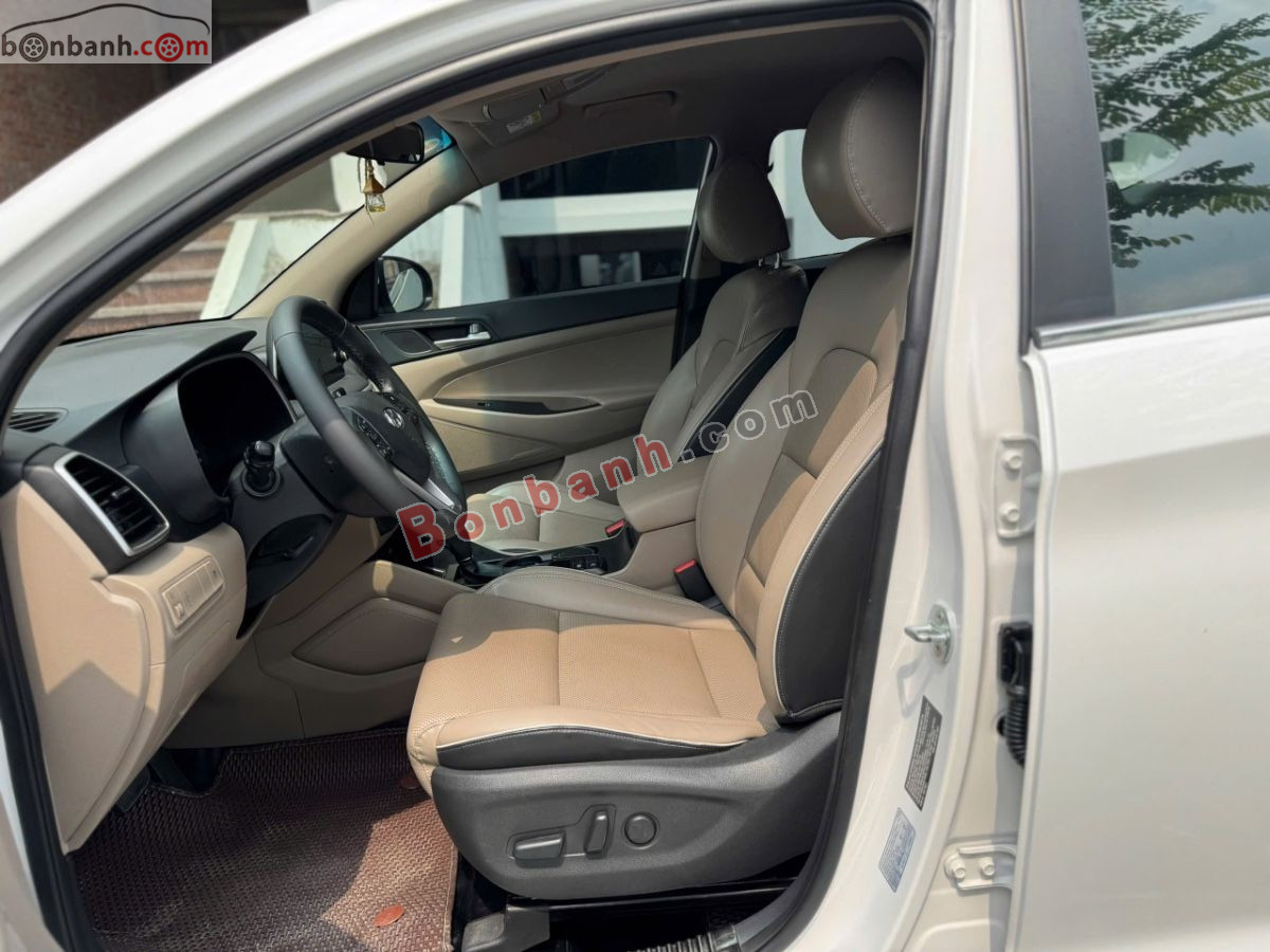 Bán ô tô Hyundai Tucson 2.0 AT Tiêu chuẩn - 2021 - xe cũ
