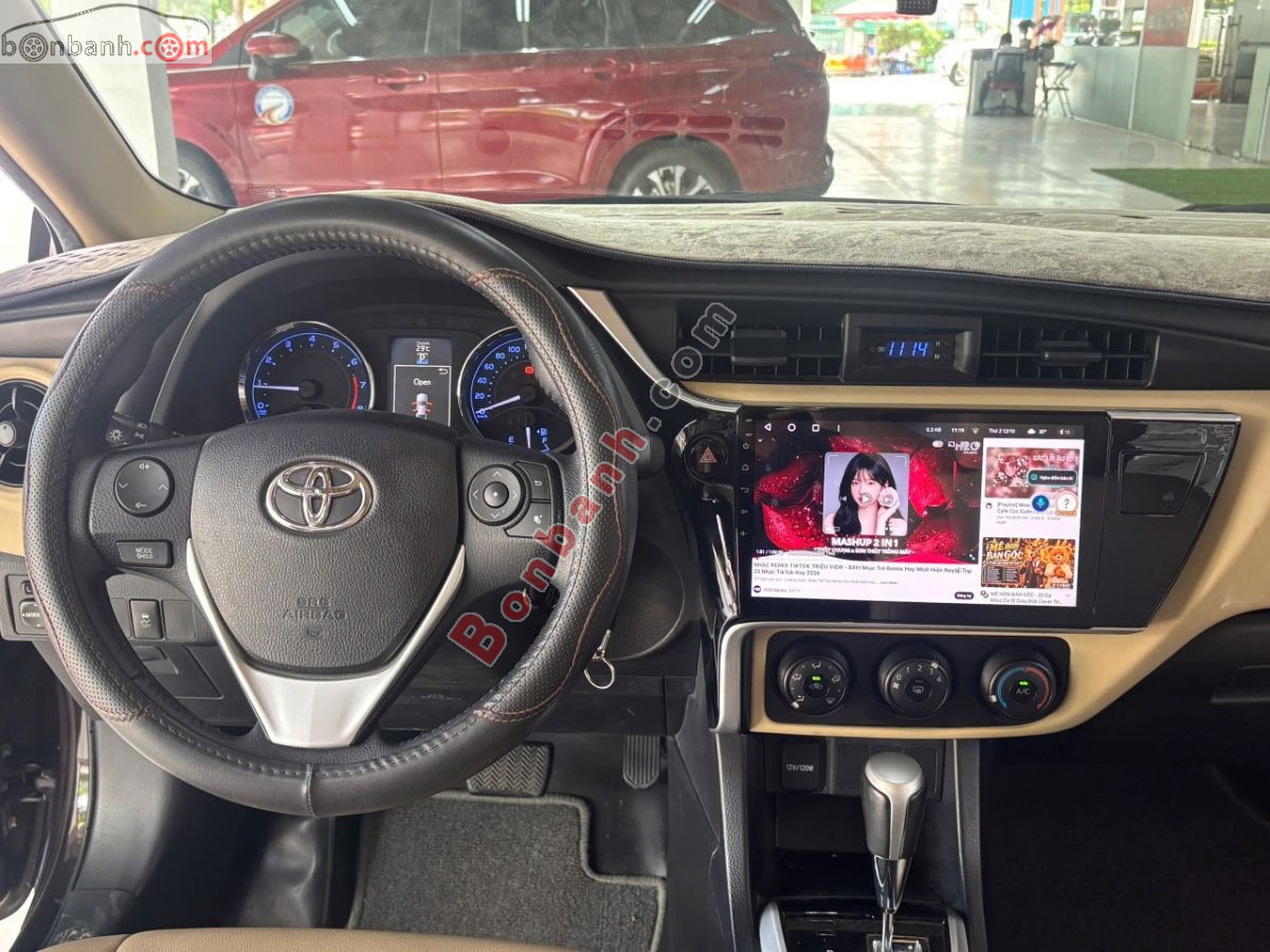 Bán ô tô Toyota Corolla altis 1.8E AT - 2017 - xe cũ