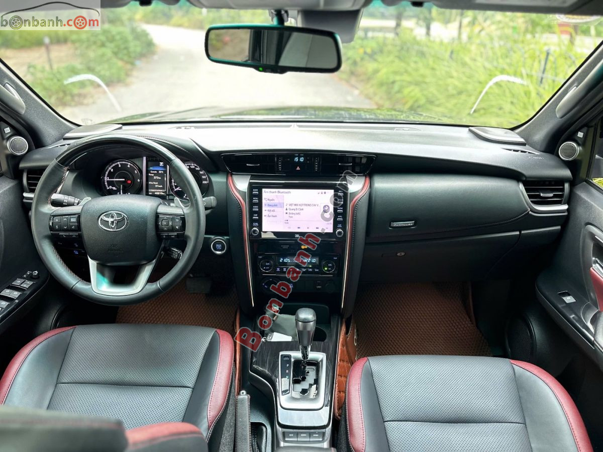 Bán ô tô Toyota Fortuner Legender 2.4L 4x2 AT - 2023 - xe cũ