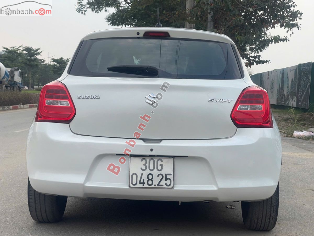 Bán ô tô Suzuki Swift GLX 1.2 AT - 2019 - xe cũ