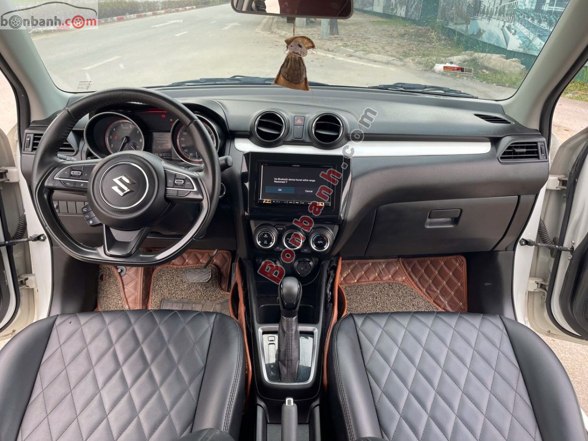 Bán ô tô Suzuki Swift GLX 1.2 AT - 2019 - xe cũ