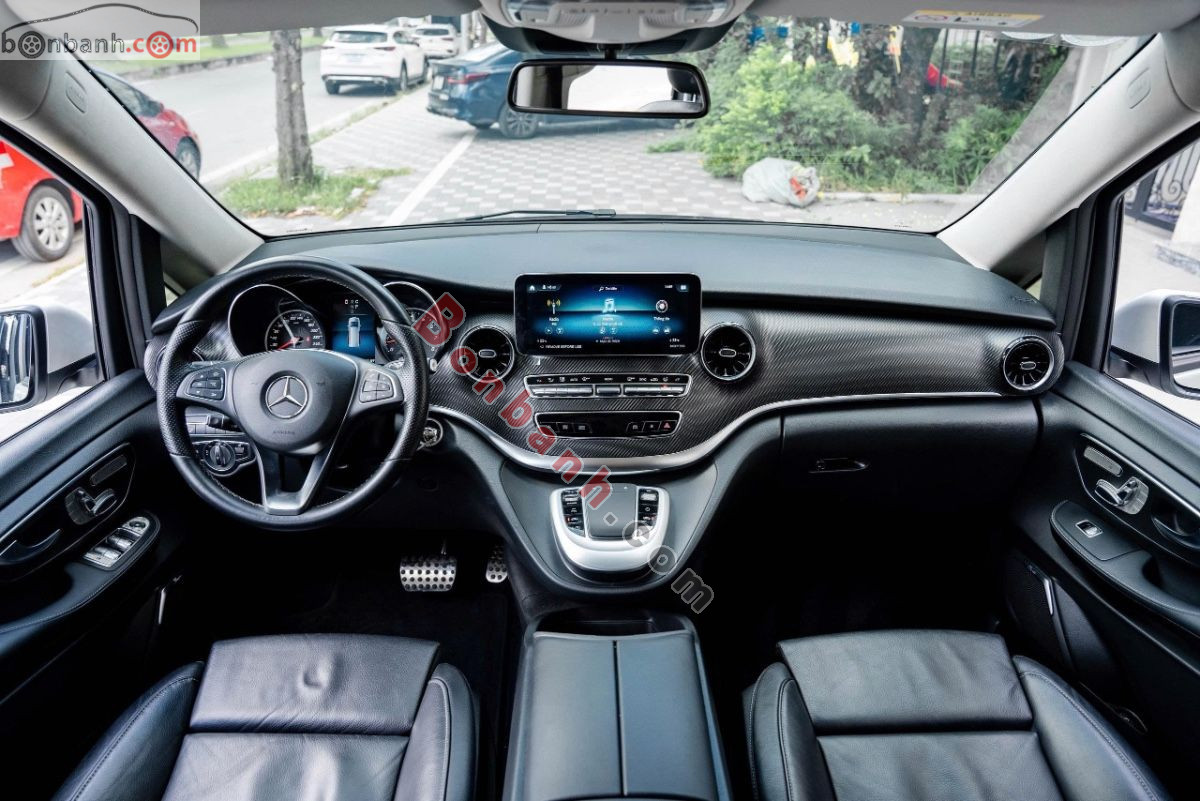 Bán ô tô Mercedes Benz V class V250 AMG - 2023 - xe cũ