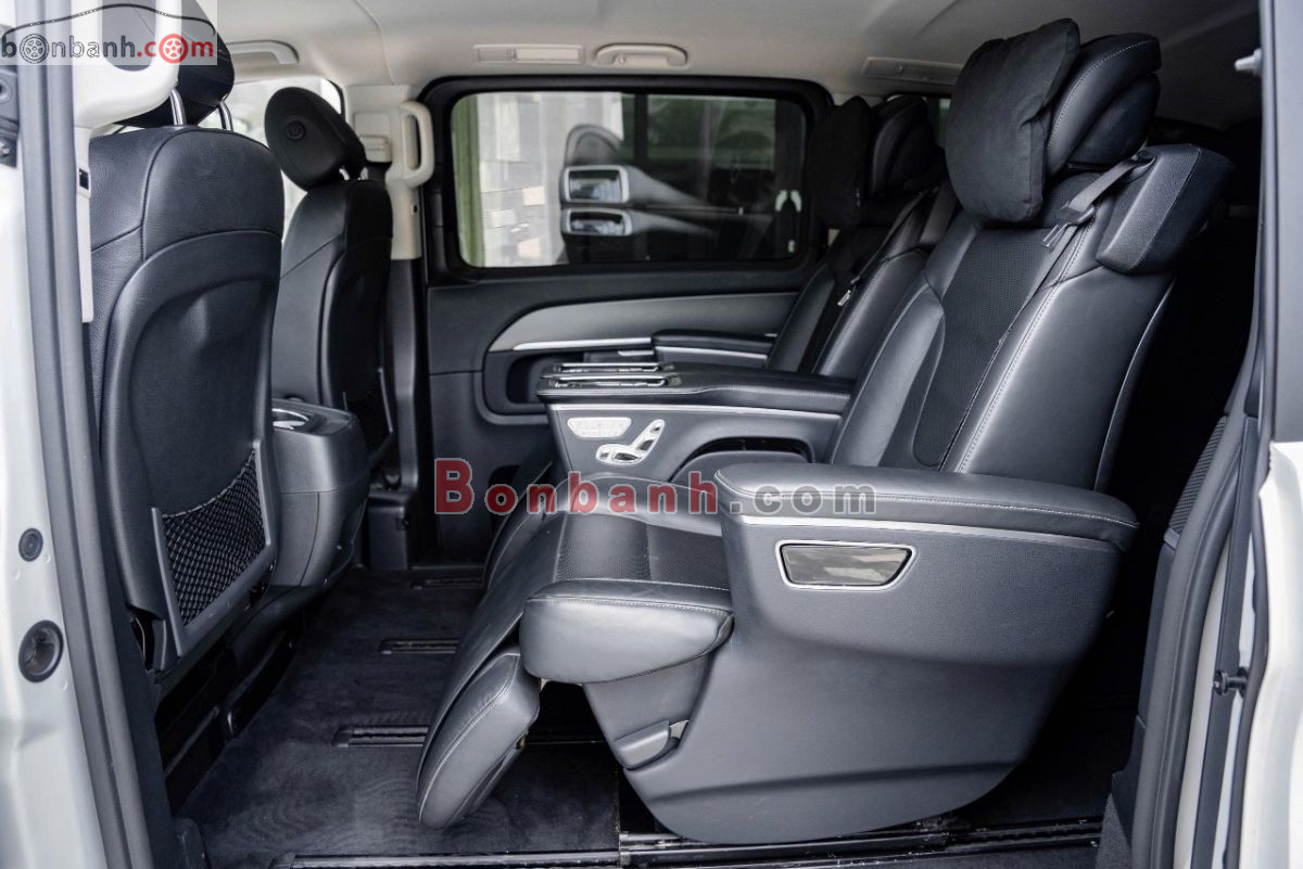 Bán ô tô Mercedes Benz V class V250 AMG - 2023 - xe cũ