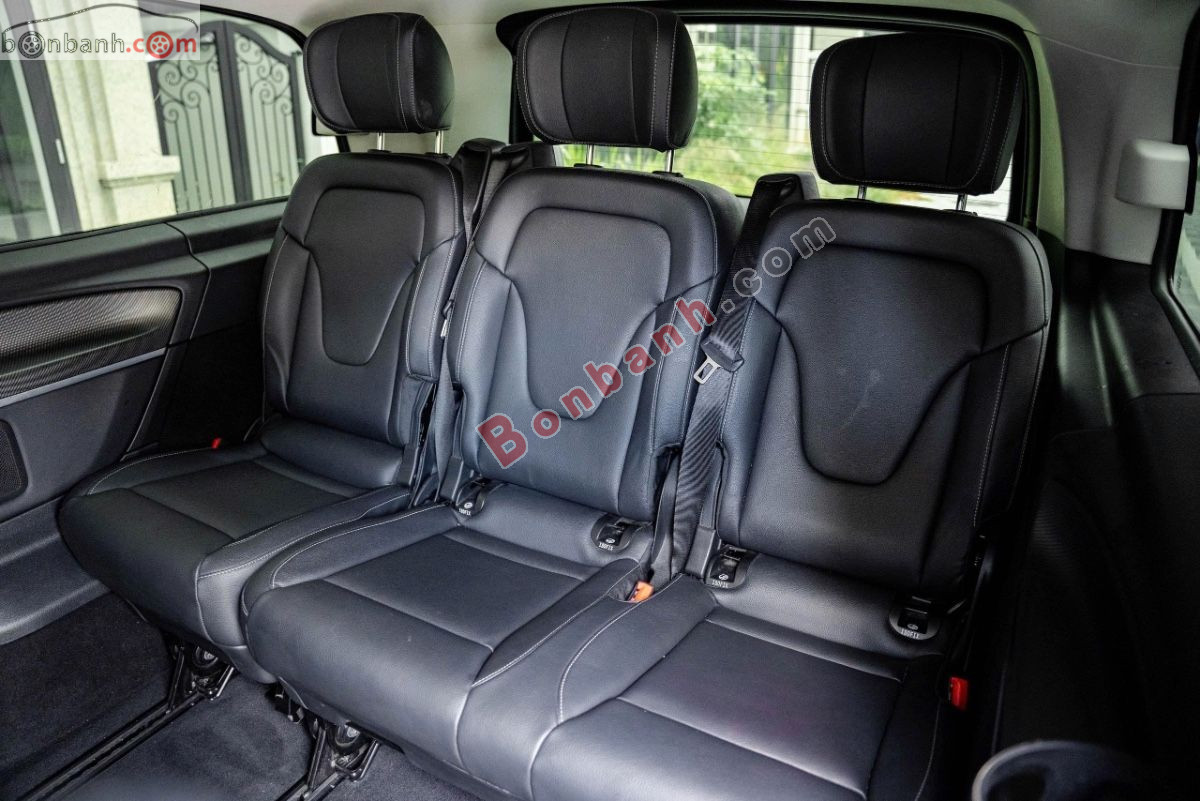 Bán ô tô Mercedes Benz V class V250 AMG - 2023 - xe cũ
