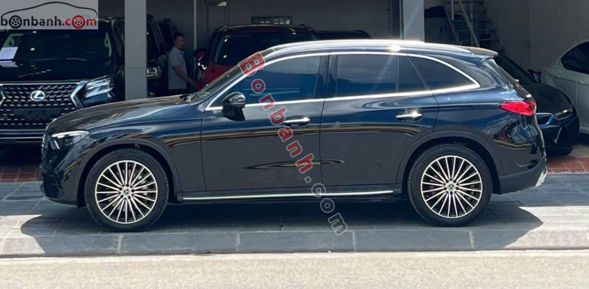 Bán ô tô Mercedes Benz GLC 300 4Matic - 2025 - xe cũ
