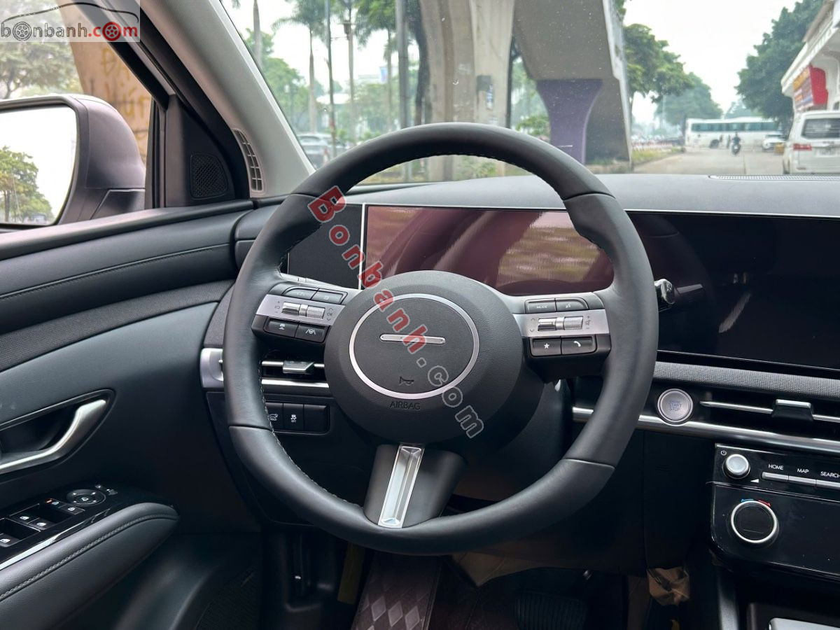 Bán ô tô Hyundai Tucson 2.0 AT Đặc biệt - 2025 - xe cũ