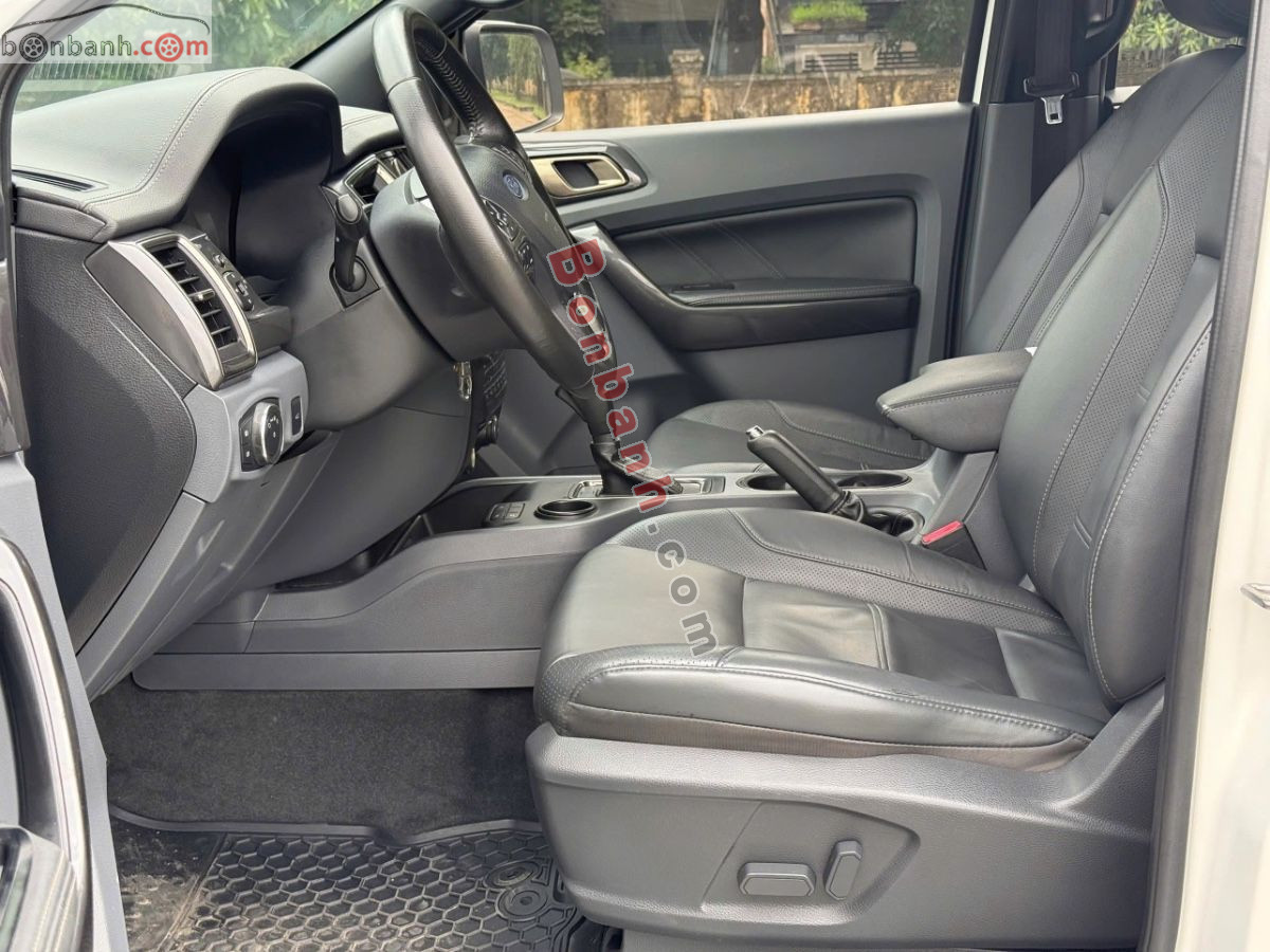 Bán ô tô Ford Everest Titanium 2.2L 4x2 AT - 2017 - xe cũ