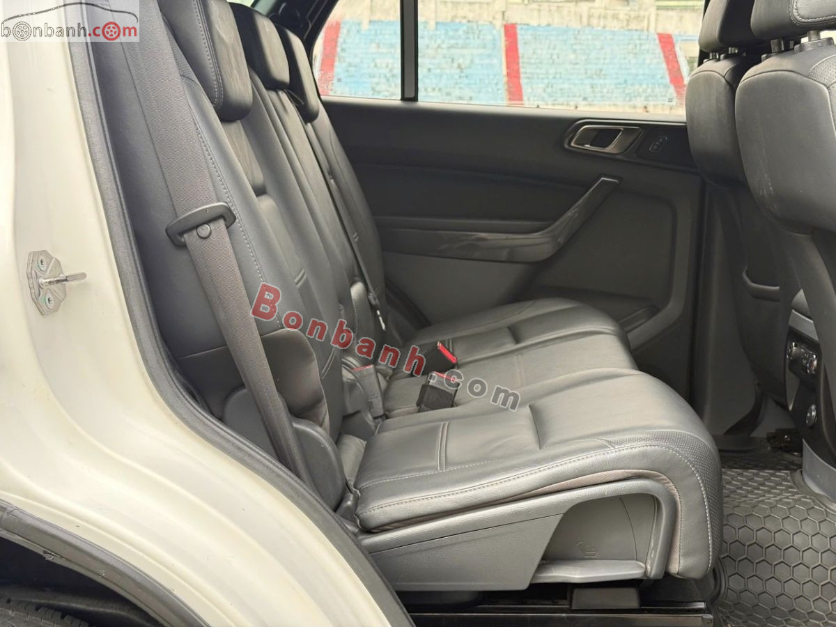 Bán ô tô Ford Everest Titanium 2.2L 4x2 AT - 2017 - xe cũ
