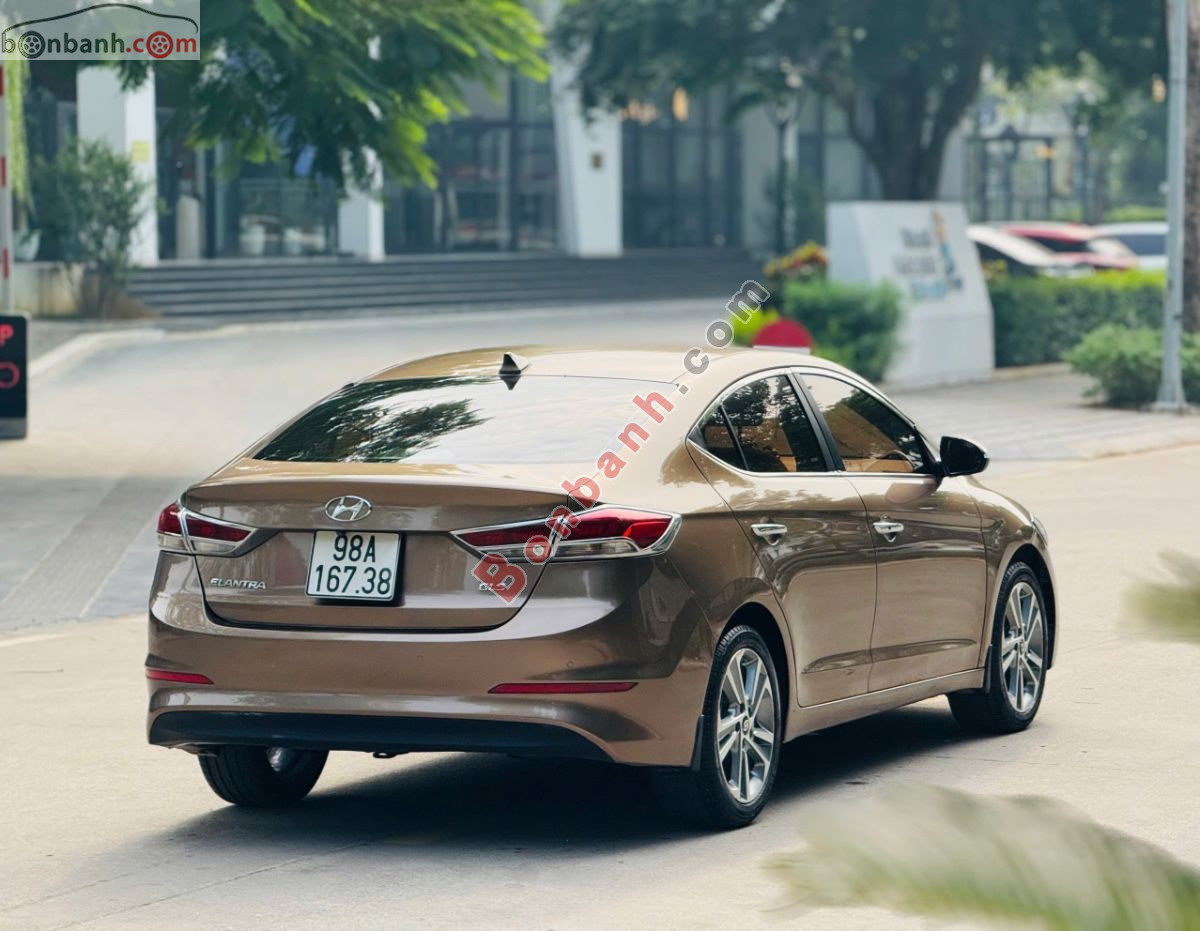 Bán ô tô Hyundai Elantra 2.0 - 2017 - xe cũ
