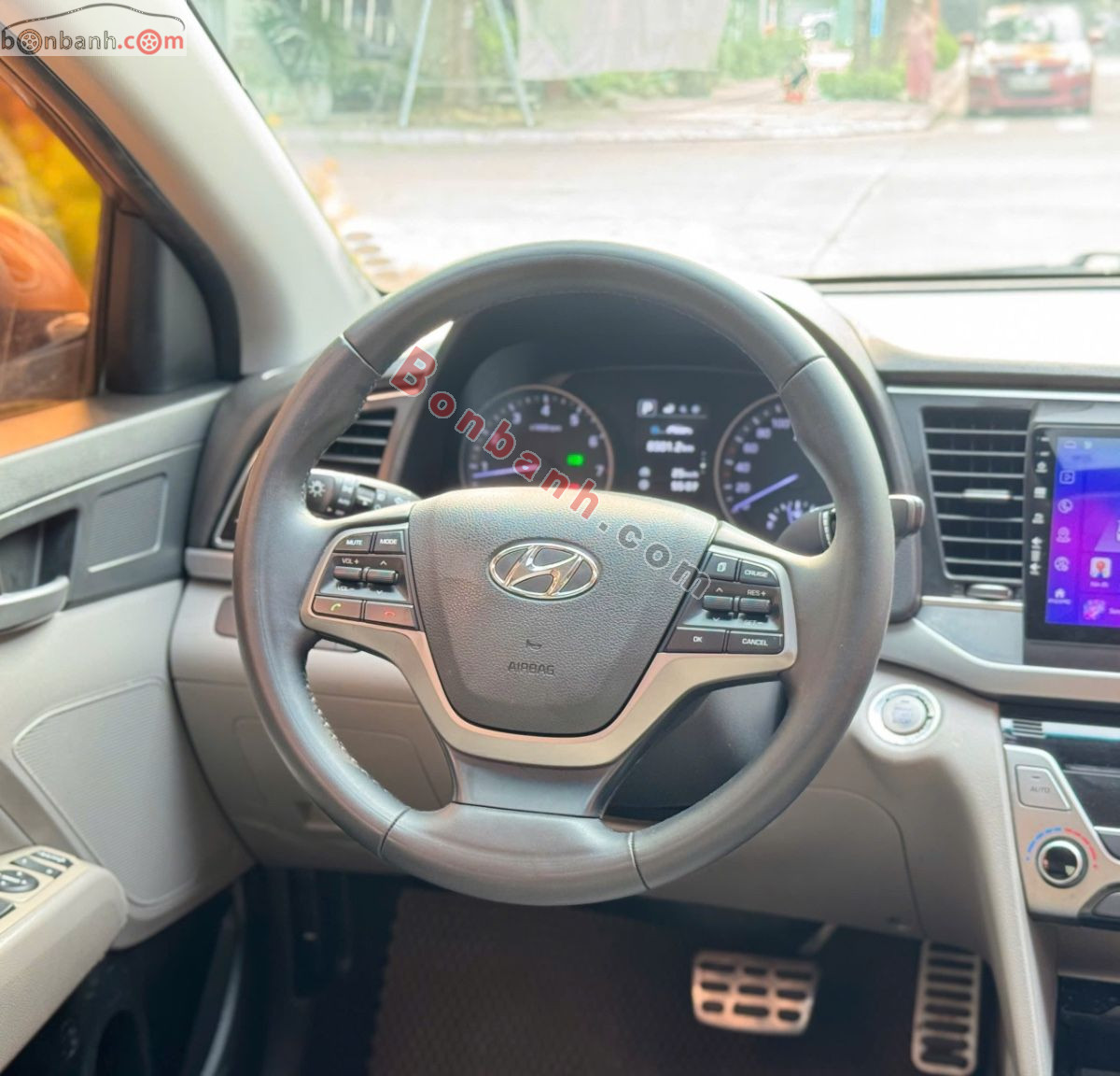 Bán ô tô Hyundai Elantra 2.0 - 2017 - xe cũ