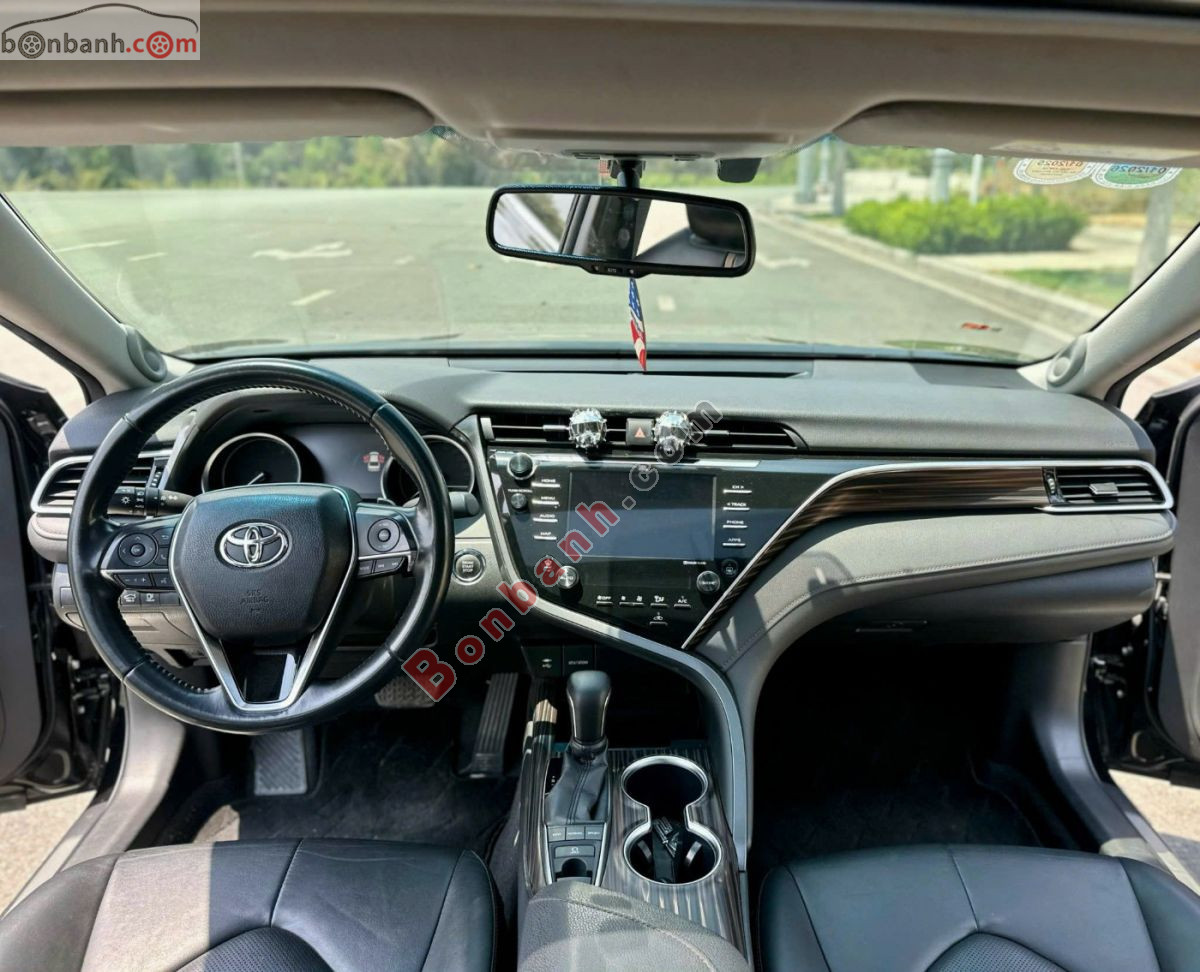 Bán ô tô Toyota Camry 2.5Q - 2020 - xe cũ