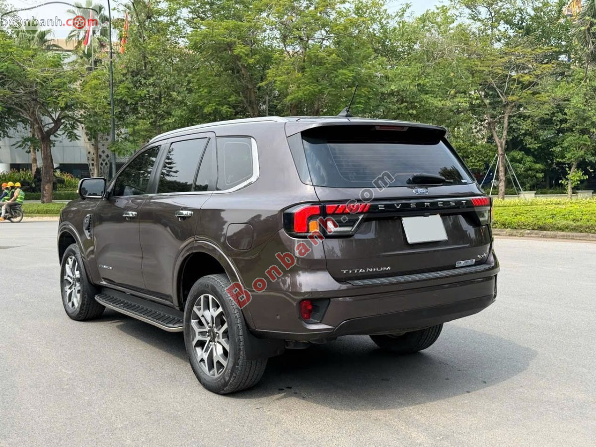 Bán ô tô Ford Everest Titanium 2.0L 4x4 AT - 2022 - xe cũ