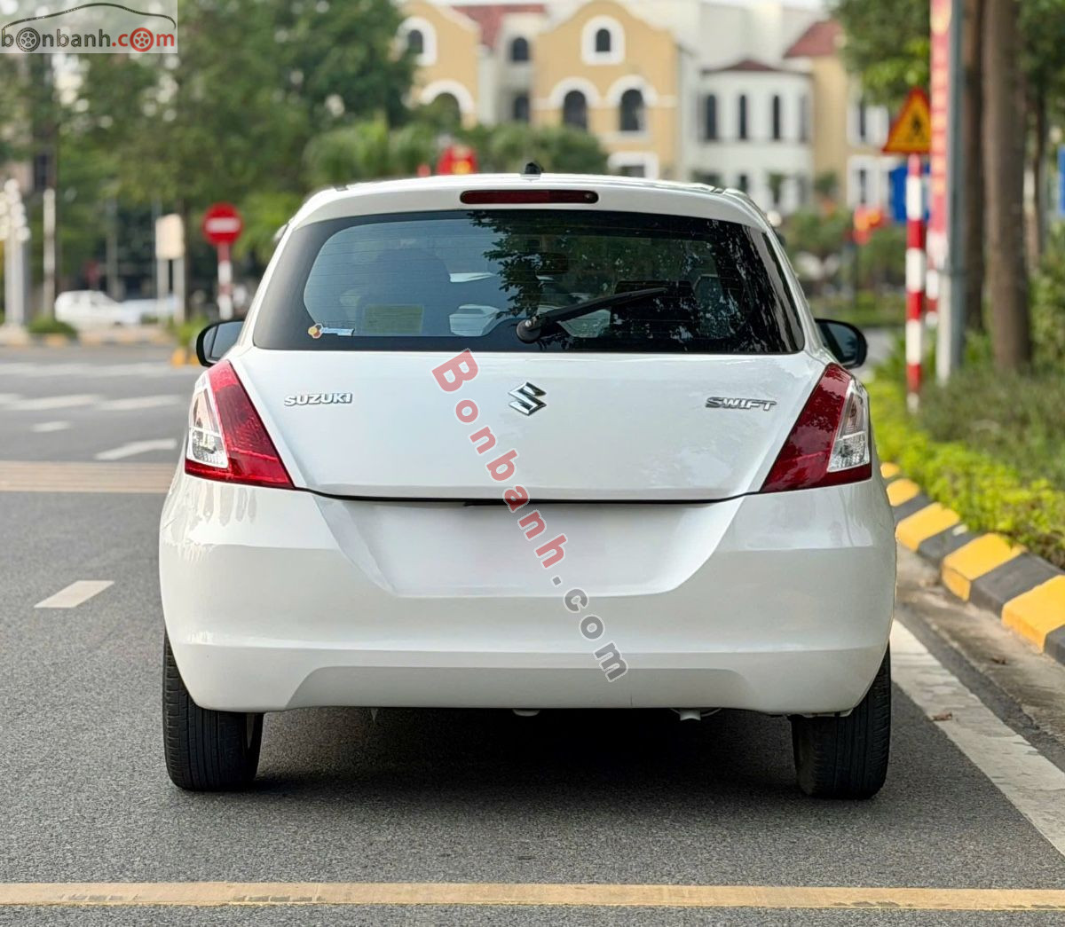 Bán ô tô Suzuki Swift 1.4 AT - 2015 - xe cũ