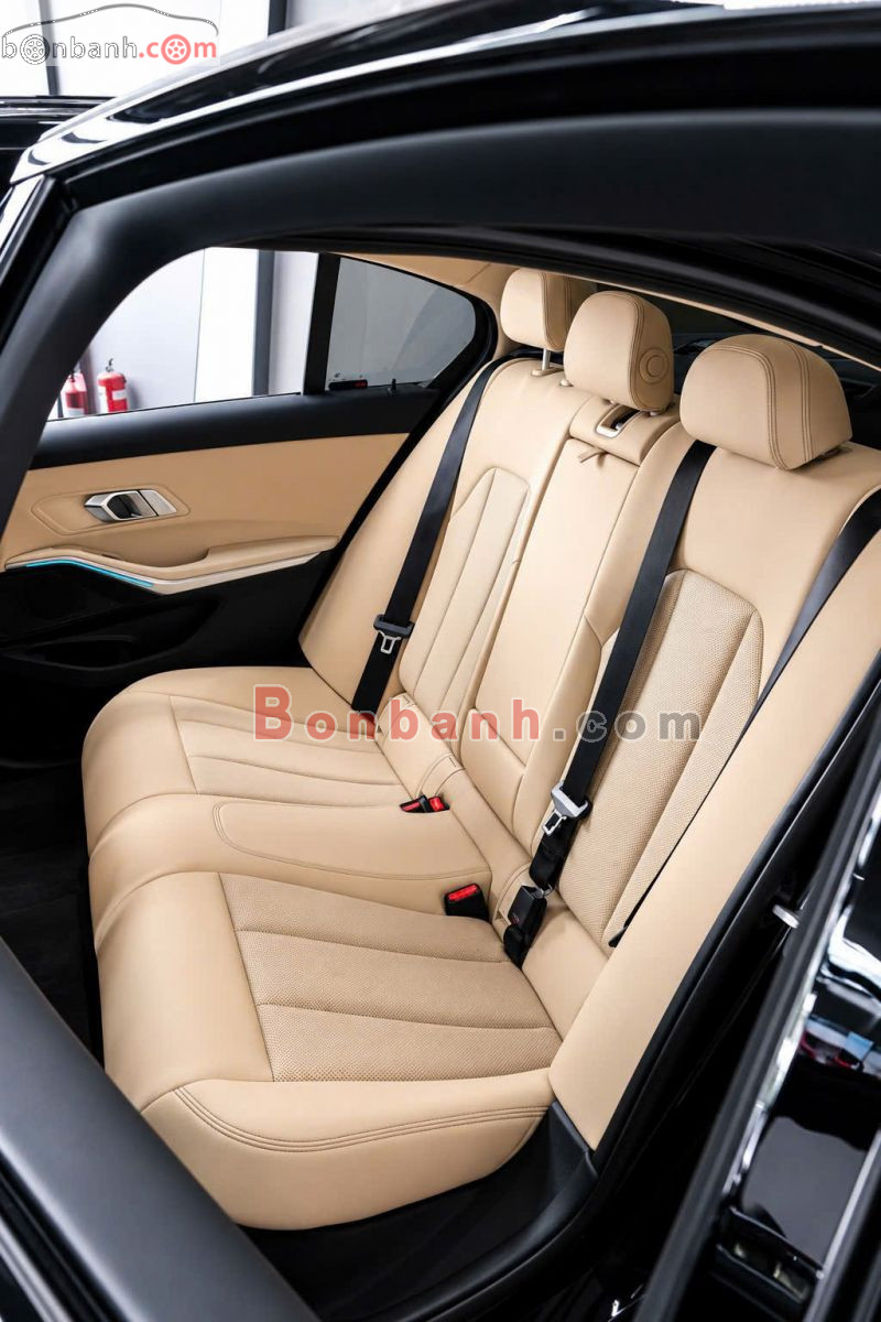 Bán ô tô BMW 3 Series 320i Sport Line - 2023 - xe cũ