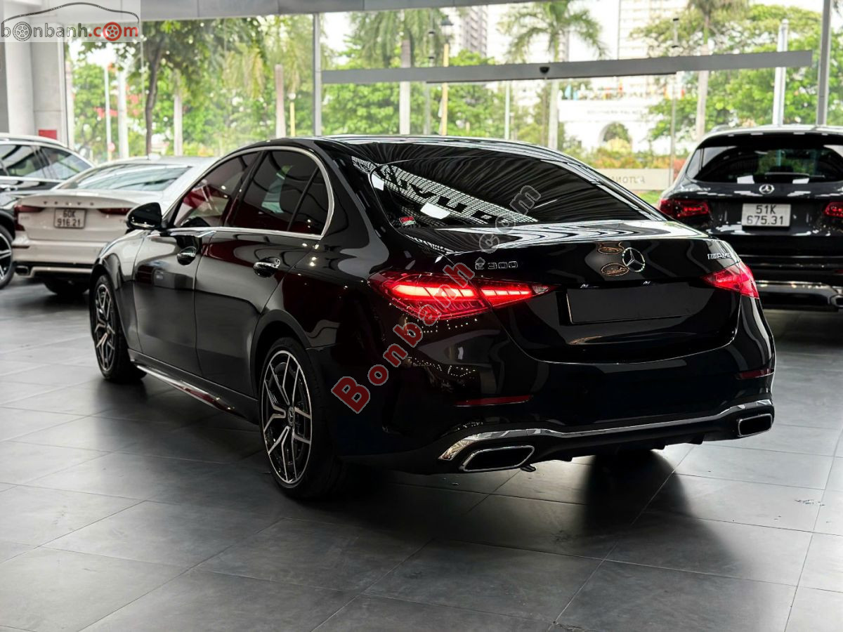 Bán ô tô Mercedes Benz C class C300 AMG - 2021 - xe cũ
