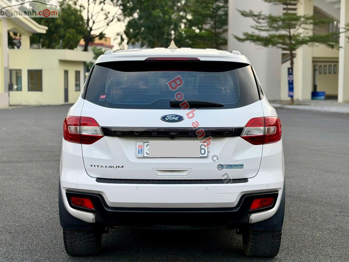 Bán ô tô Ford Everest Titanium 2.2L 4x2 AT - 2018 - xe cũ