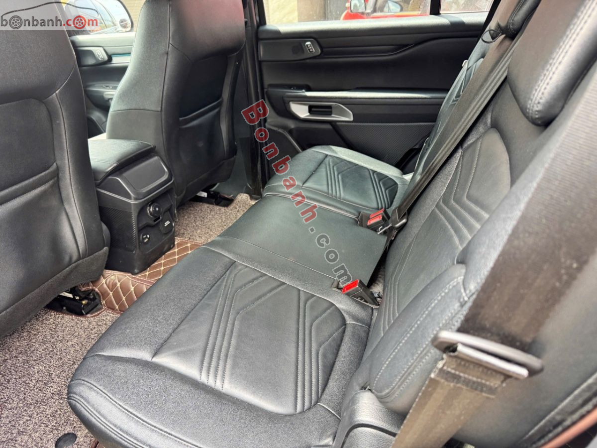 Bán ô tô Ford Everest Titanium Plus 2.0L 4x4 AT - 2022 - xe cũ