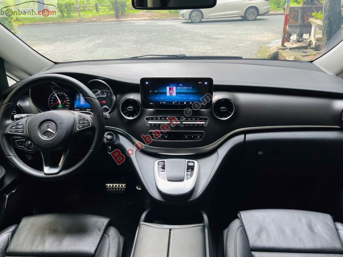 Bán ô tô Mercedes Benz V class V250 AMG - 2022 - xe cũ