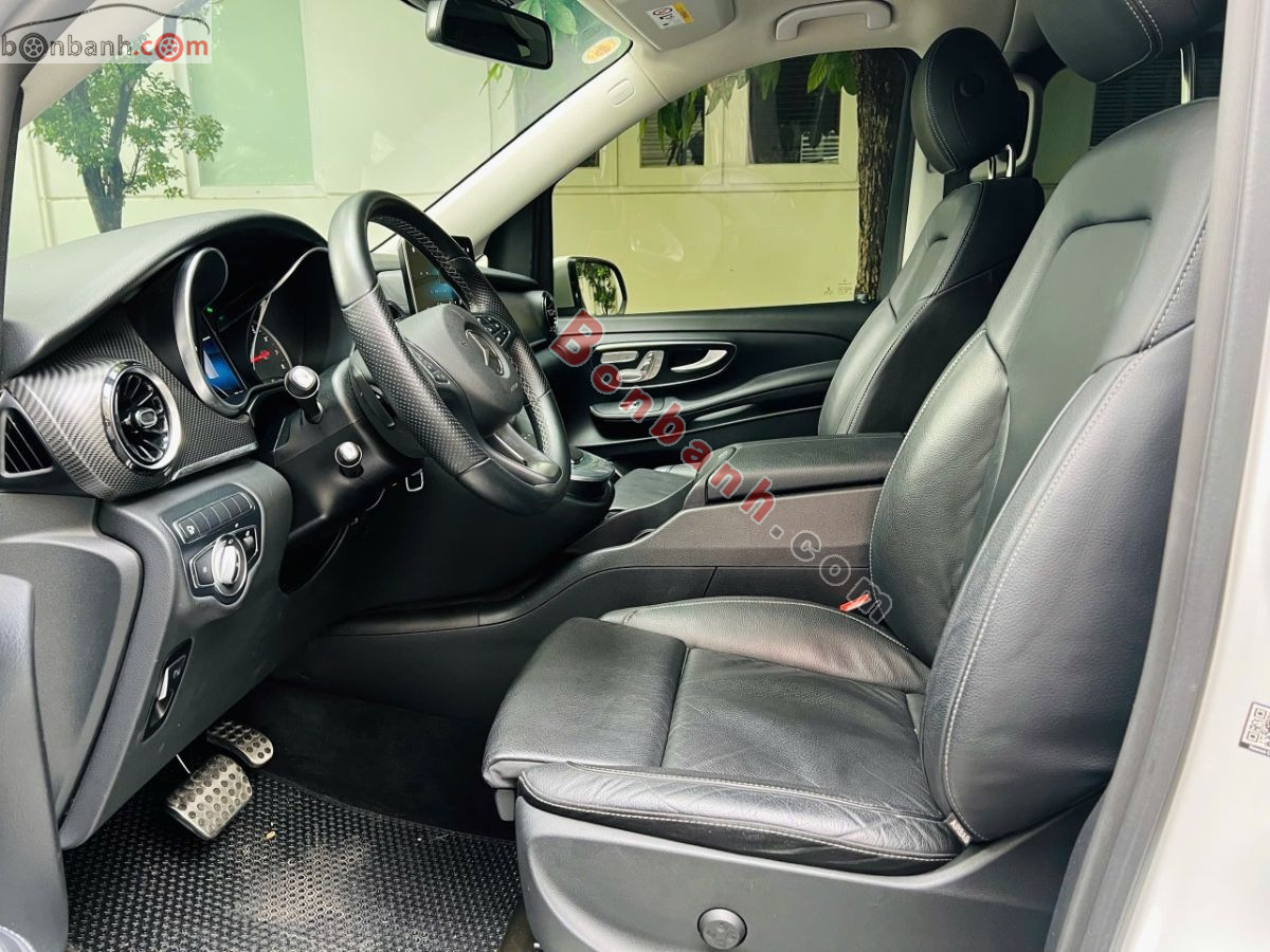Bán ô tô Mercedes Benz V class V250 AMG - 2022 - xe cũ