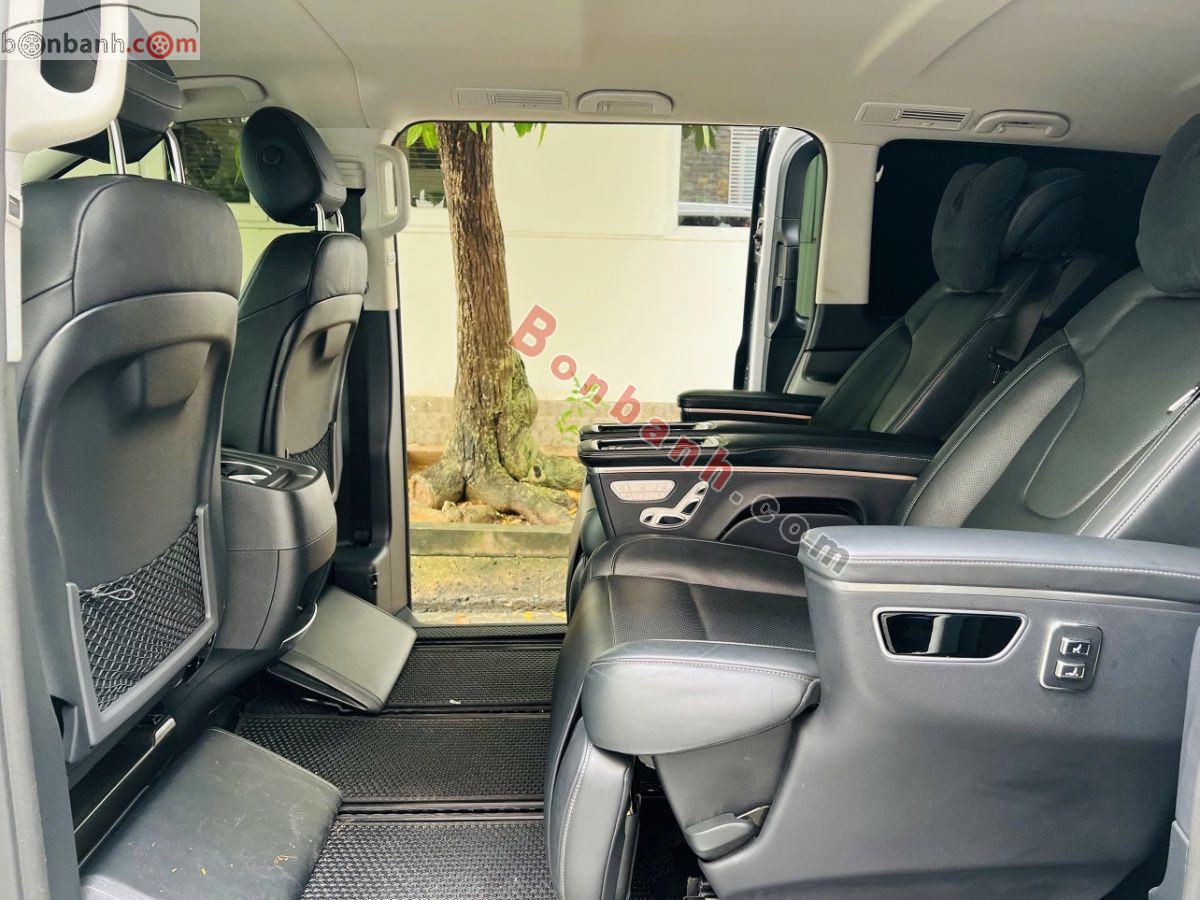 Bán ô tô Mercedes Benz V class V250 AMG - 2022 - xe cũ