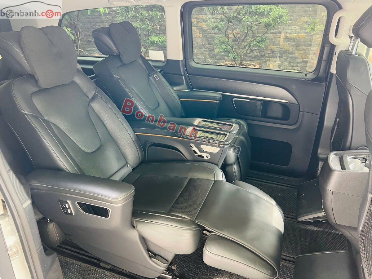 Bán ô tô Mercedes Benz V class V250 AMG - 2022 - xe cũ