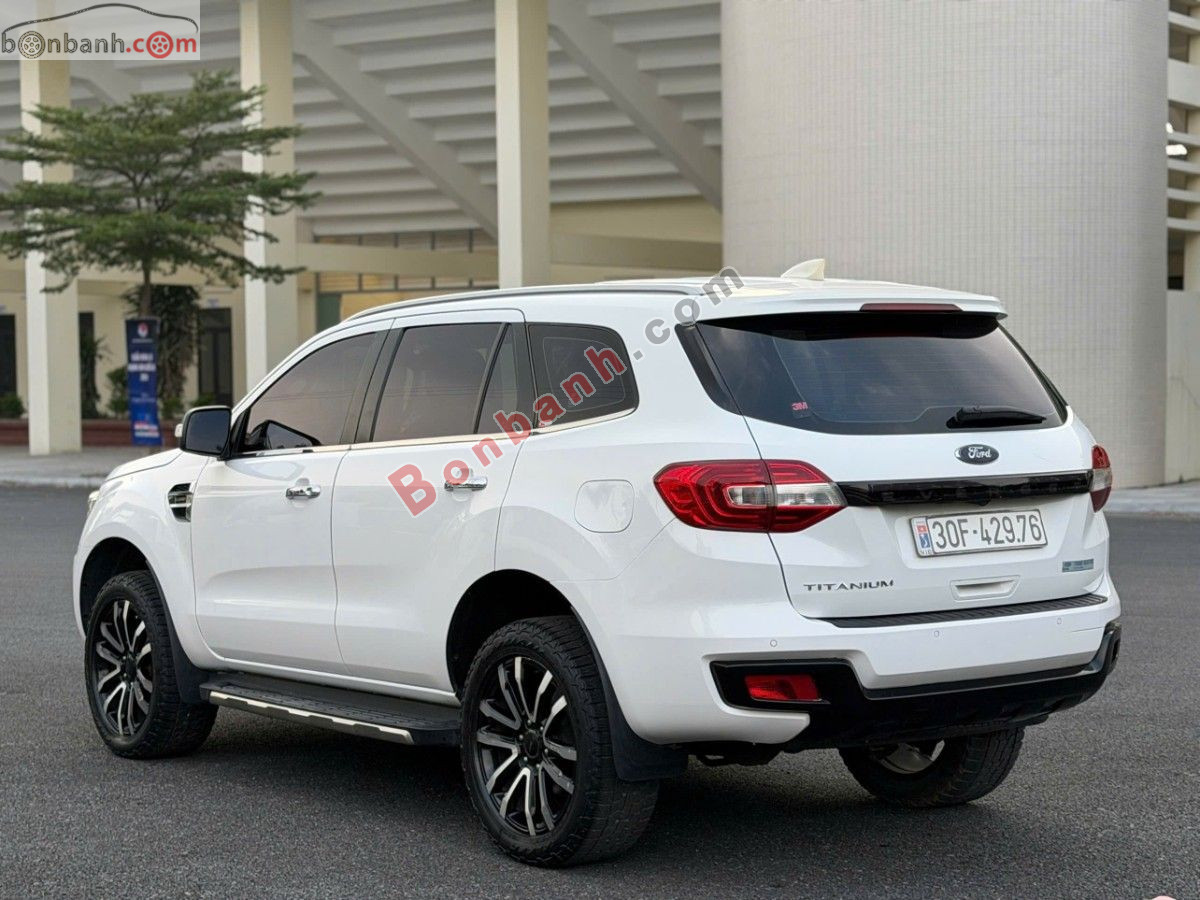 Bán ô tô Ford Everest Titanium 2.2L 4x2 AT - 2018 - xe cũ